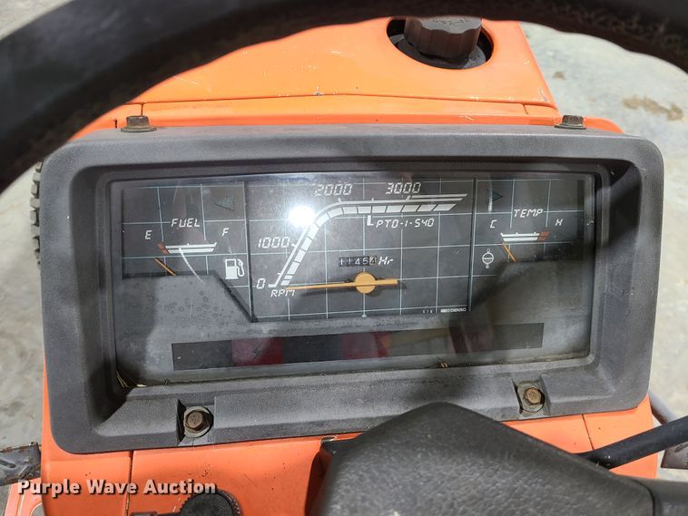 image for item L1346 Kubota B1550 HST  tractor