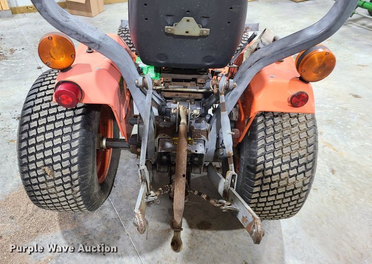 image for item L1346 Kubota B1550 HST  tractor