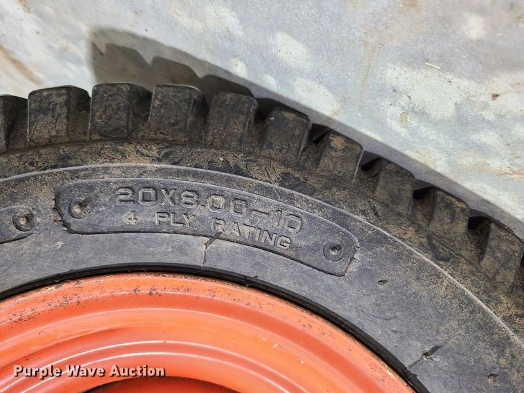 image for item L1346 Kubota B1550 HST  tractor