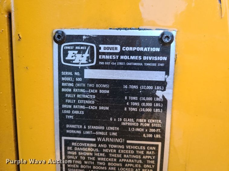 image for item L1347 1977 Ford F600  tow truck