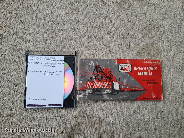 image for item L1347 1977 Ford F600  tow truck