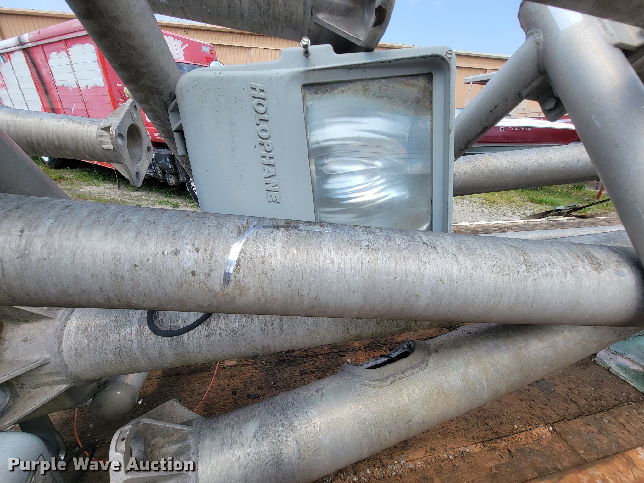 (8) aluminum light poles in Tulsa, OK Item IE9401 for sale Purple Wave