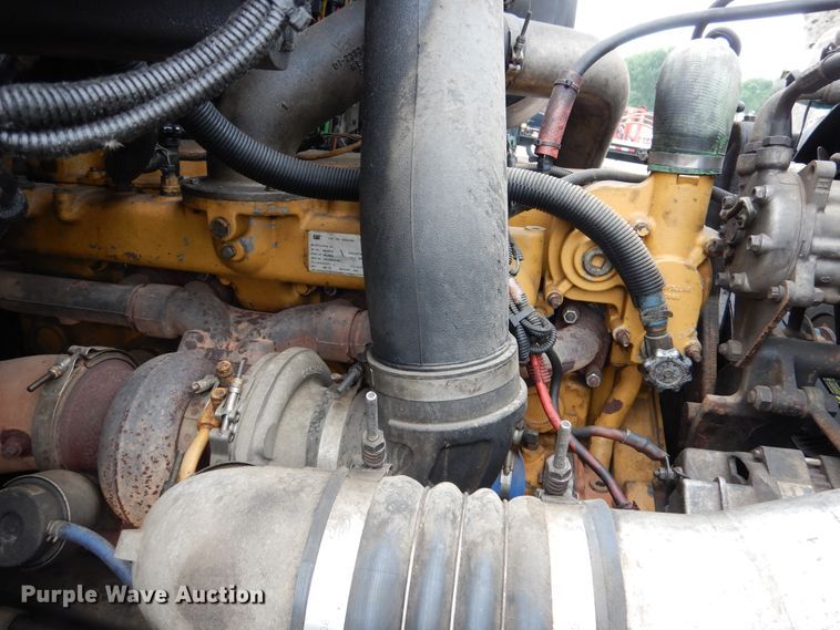 image for item AF9887 2002 Sterling A9500  truck cab and chassis