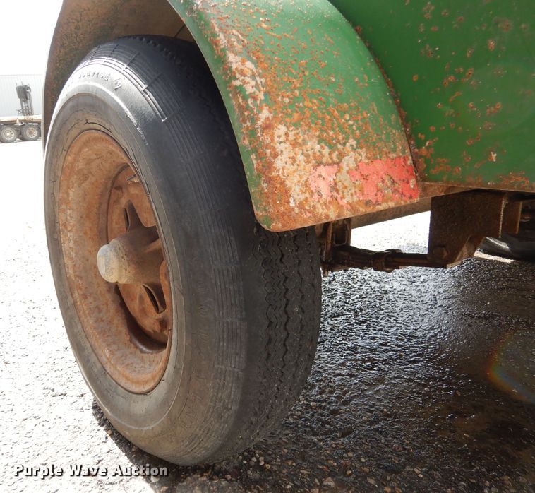 image for item AF9888 Sullair 185PDQ  air compressor