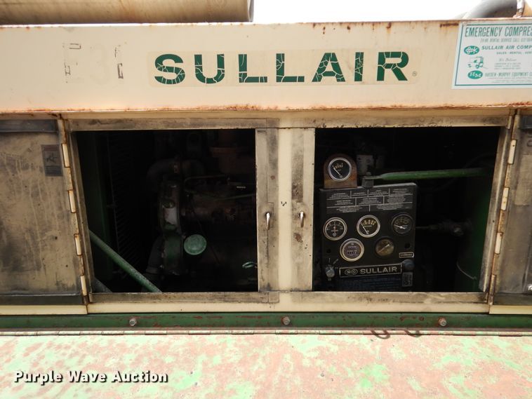 image for item AF9888 Sullair 185PDQ  air compressor
