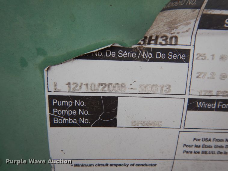 image for item DC2021 2000 Ford F650  flatbed truck with fuel / lube system