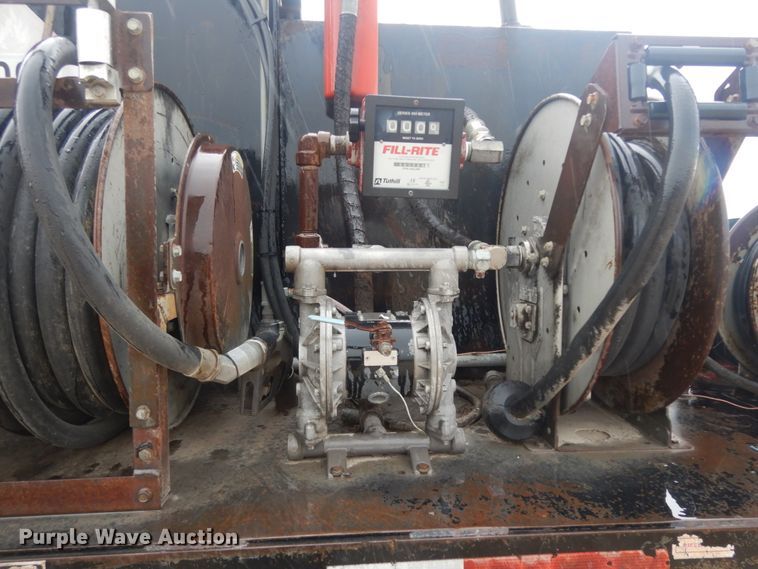 image for item DC2021 2000 Ford F650  flatbed truck with fuel / lube system