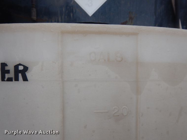 image for item DC2021 2000 Ford F650  flatbed truck with fuel / lube system