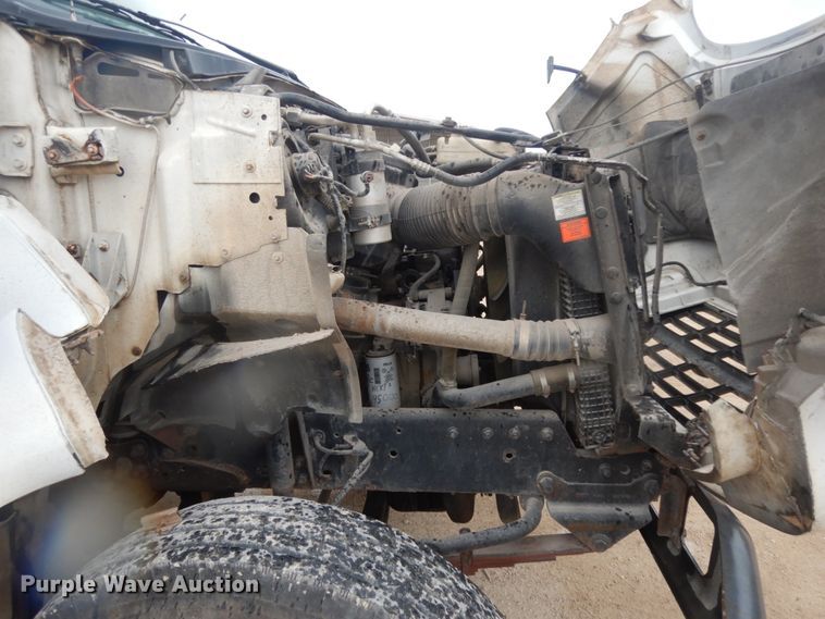 image for item DC2021 2000 Ford F650  flatbed truck with fuel / lube system