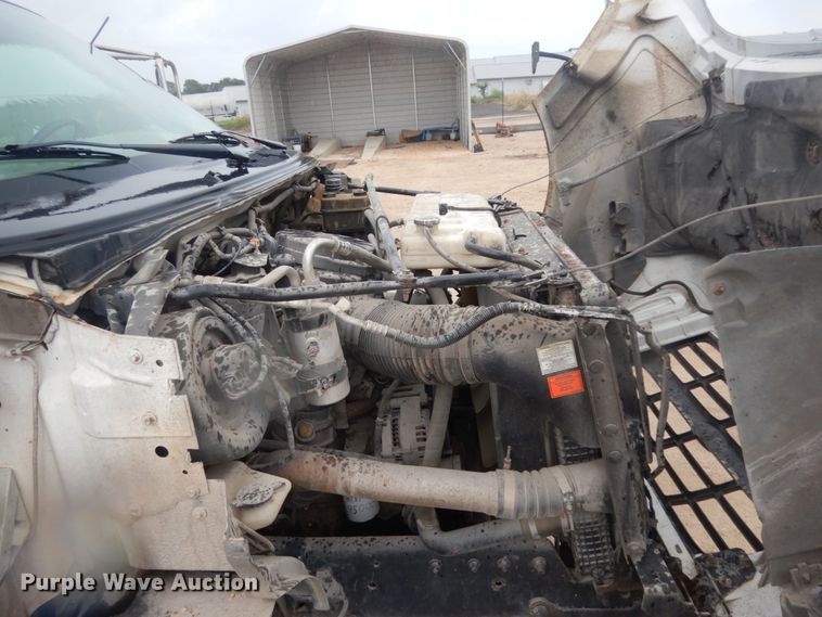 image for item DC2021 2000 Ford F650  flatbed truck with fuel / lube system