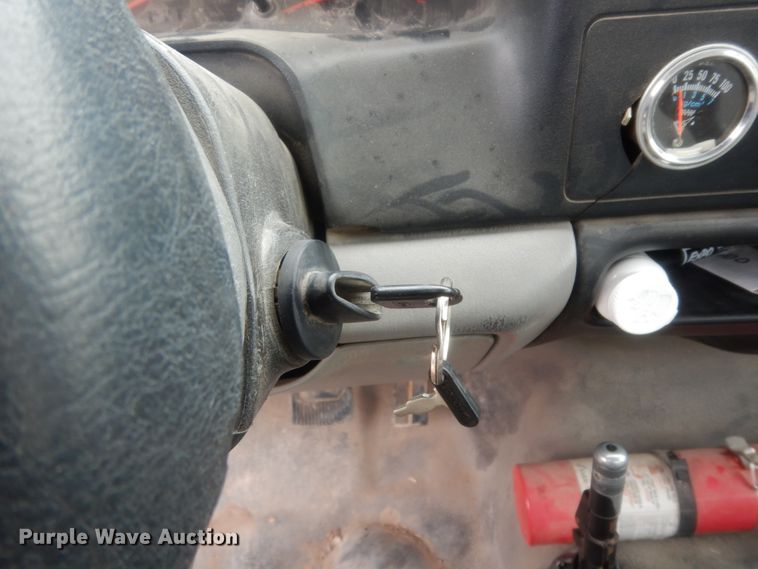 image for item DC2021 2000 Ford F650  flatbed truck with fuel / lube system