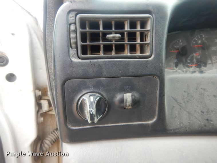 image for item DC2021 2000 Ford F650  flatbed truck with fuel / lube system