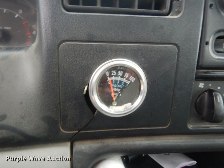 image for item DC2021 2000 Ford F650  flatbed truck with fuel / lube system