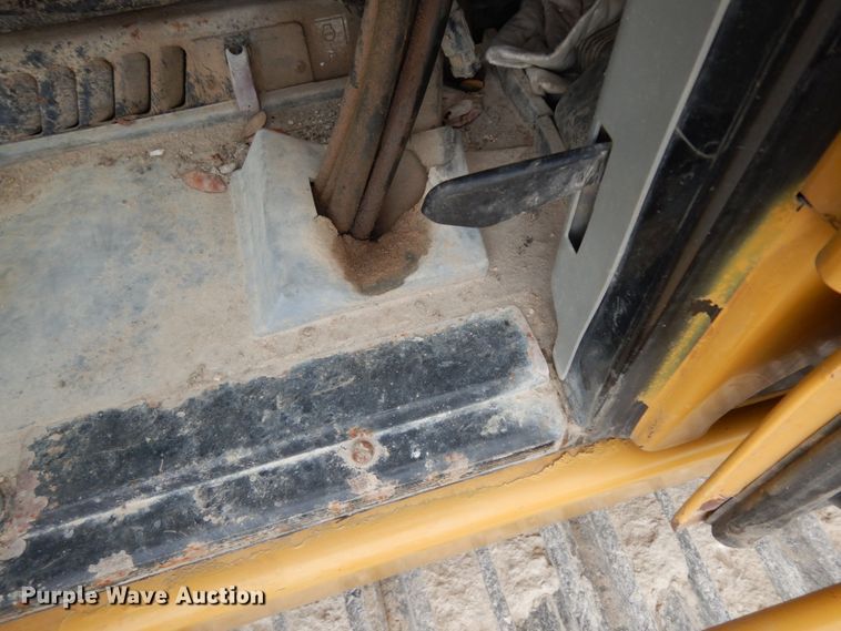 image for item DC2022 2007 Caterpillar 330DL  excavator