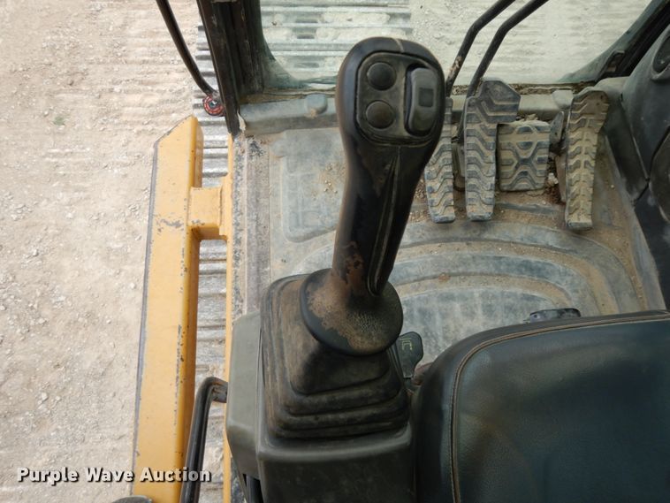 image for item DC2022 2007 Caterpillar 330DL  excavator