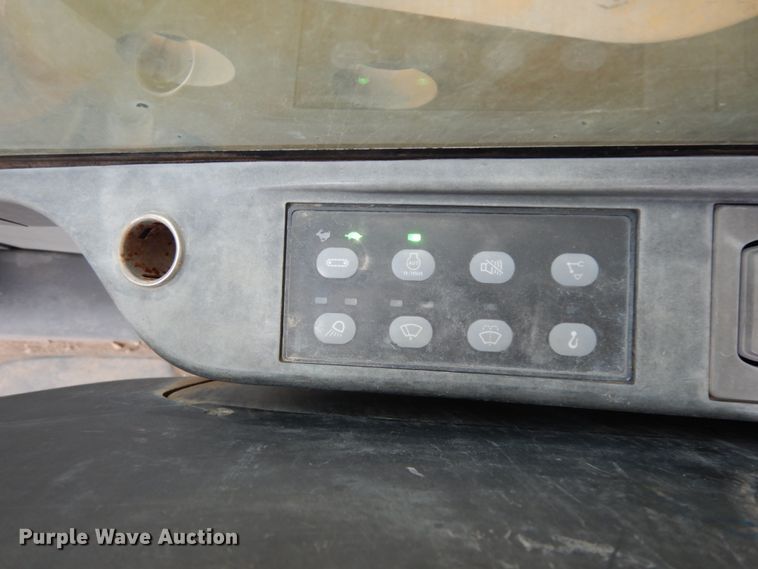 image for item DC2022 2007 Caterpillar 330DL  excavator