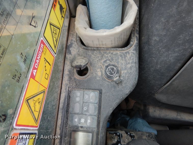 image for item DC2022 2007 Caterpillar 330DL  excavator