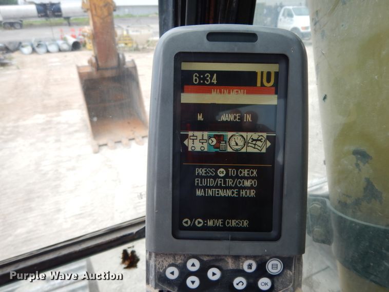 image for item DC2022 2007 Caterpillar 330DL  excavator