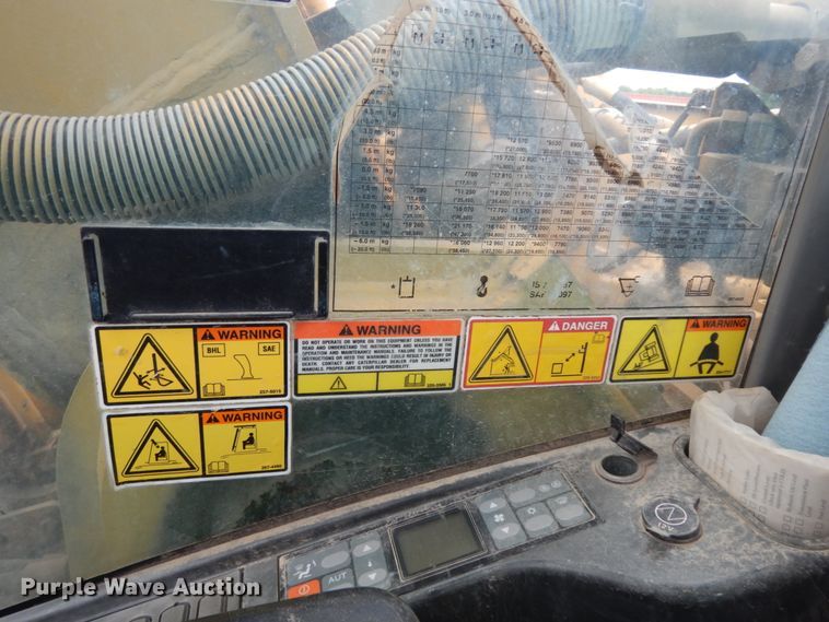 image for item DC2022 2007 Caterpillar 330DL  excavator