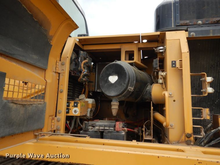 image for item DC2022 2007 Caterpillar 330DL  excavator