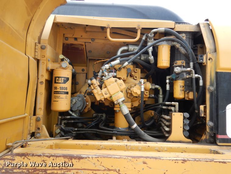 image for item DC2022 2007 Caterpillar 330DL  excavator