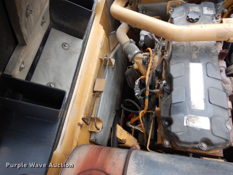 image for item DC2022 2007 Caterpillar 330DL  excavator