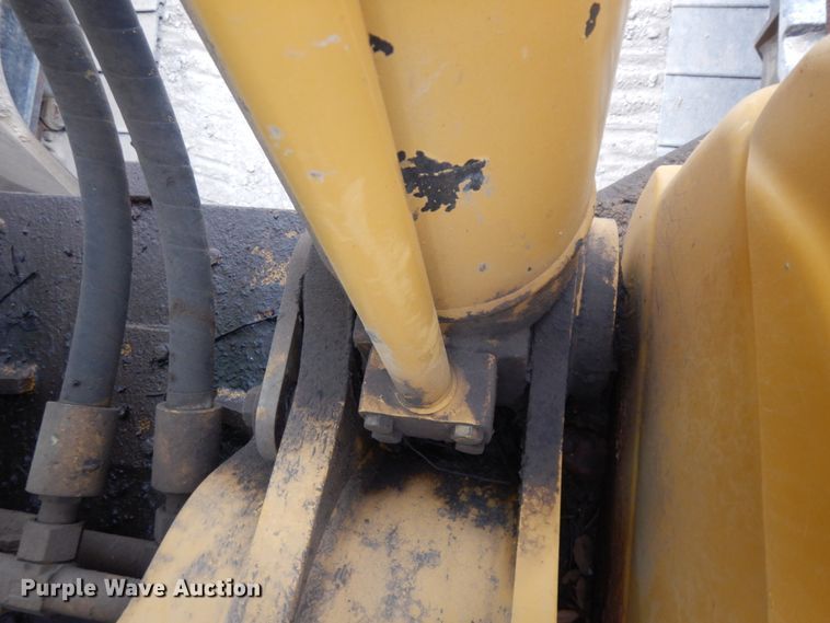 image for item DC2022 2007 Caterpillar 330DL  excavator