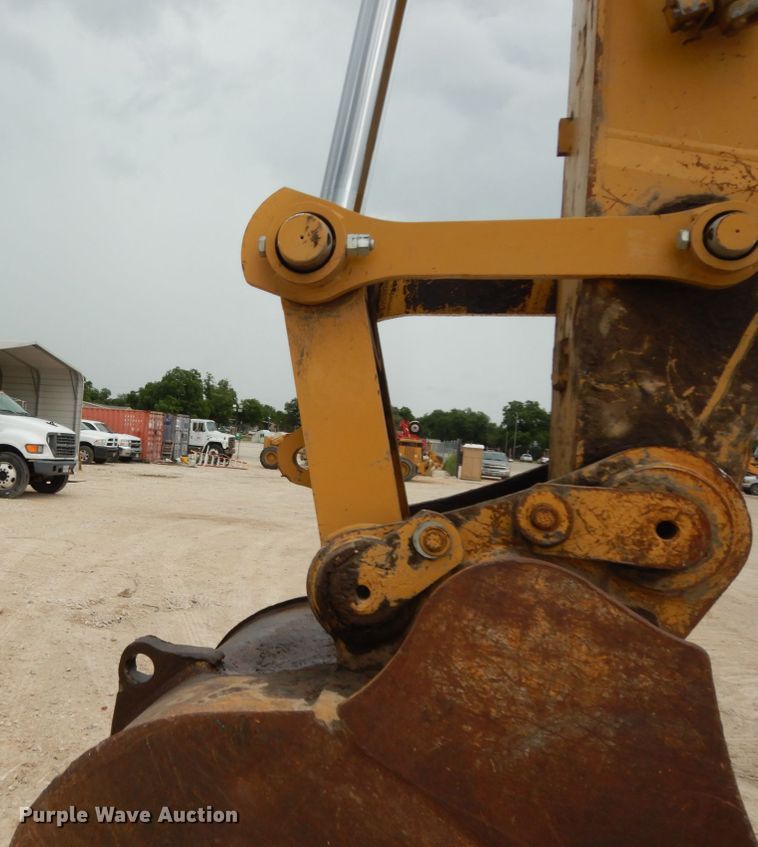 image for item DC2022 2007 Caterpillar 330DL  excavator