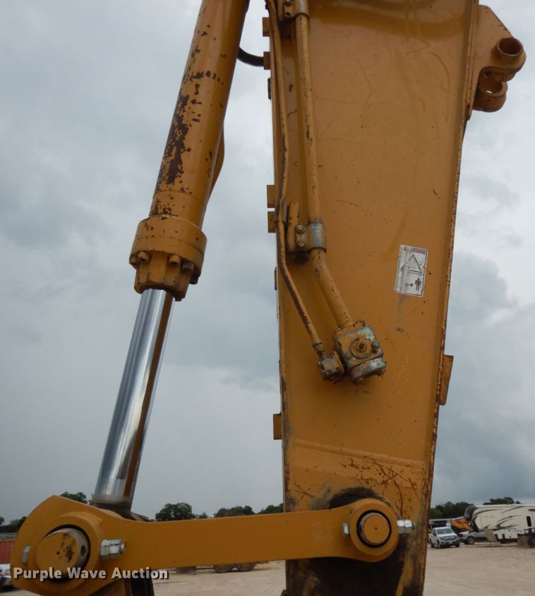 image for item DC2022 2007 Caterpillar 330DL  excavator