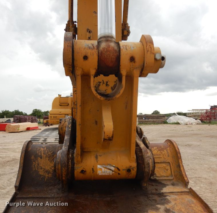 image for item DC2022 2007 Caterpillar 330DL  excavator