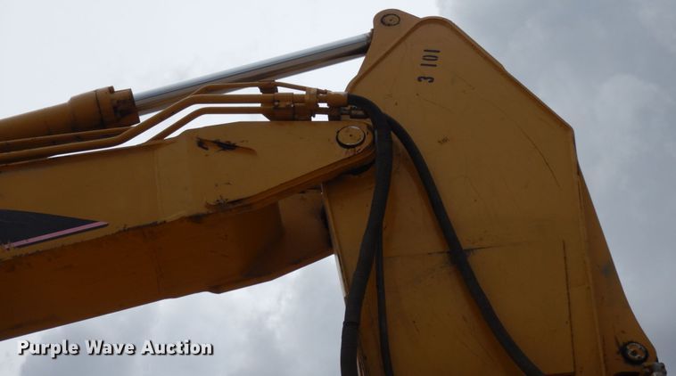 image for item DC2022 2007 Caterpillar 330DL  excavator
