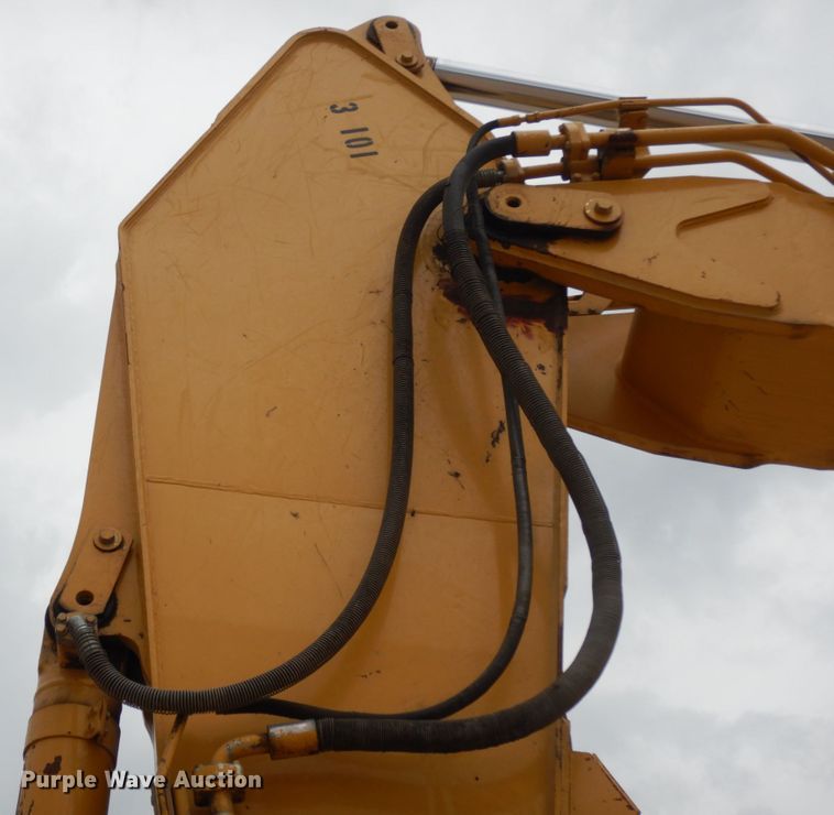 image for item DC2022 2007 Caterpillar 330DL  excavator