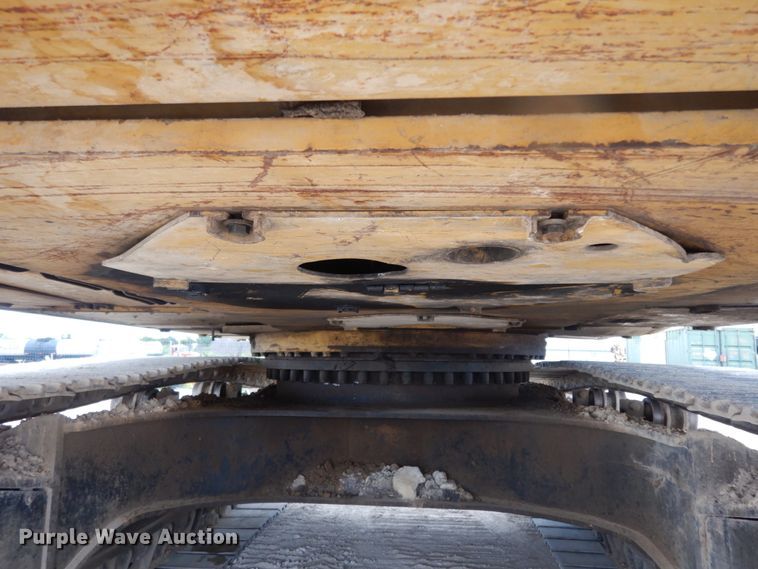 image for item DC2022 2007 Caterpillar 330DL  excavator