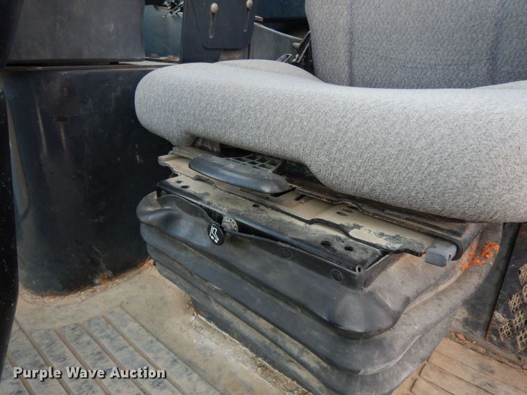 image for item DC2023 2004 John Deere 544J  wheel loader