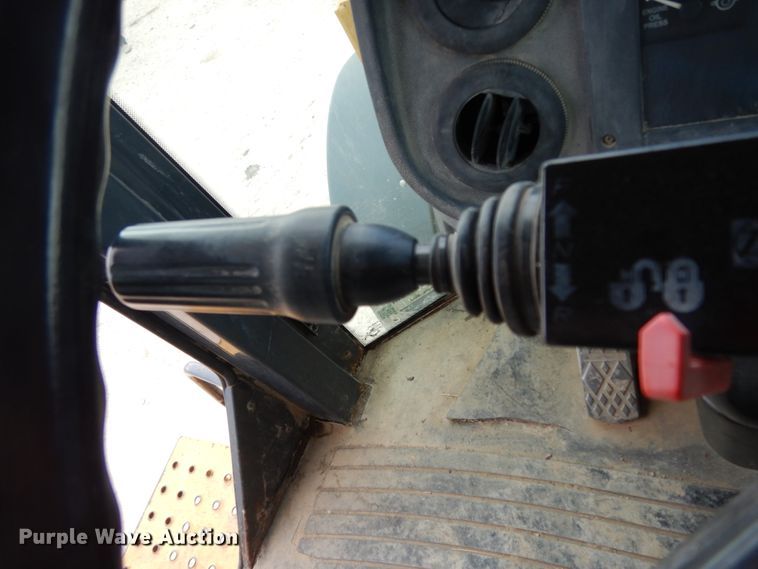 image for item DC2023 2004 John Deere 544J  wheel loader