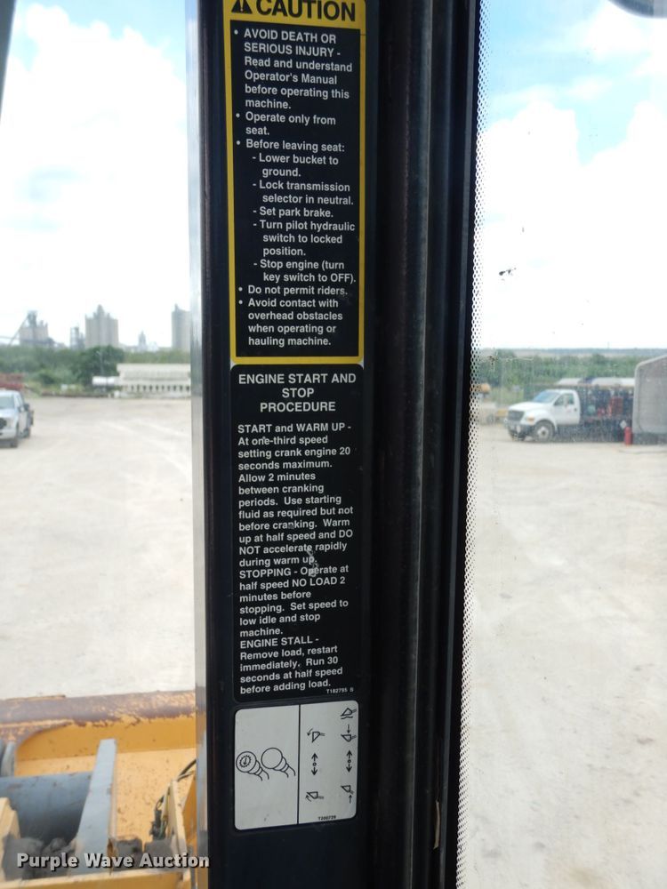 image for item DC2023 2004 John Deere 544J  wheel loader