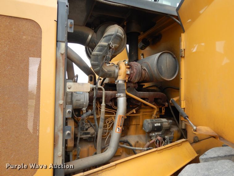 image for item DC2023 2004 John Deere 544J  wheel loader