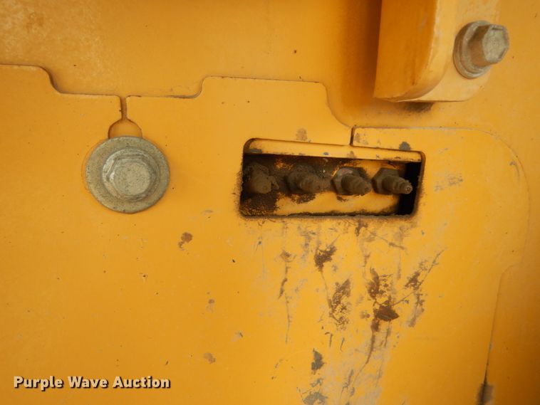 image for item DC2023 2004 John Deere 544J  wheel loader