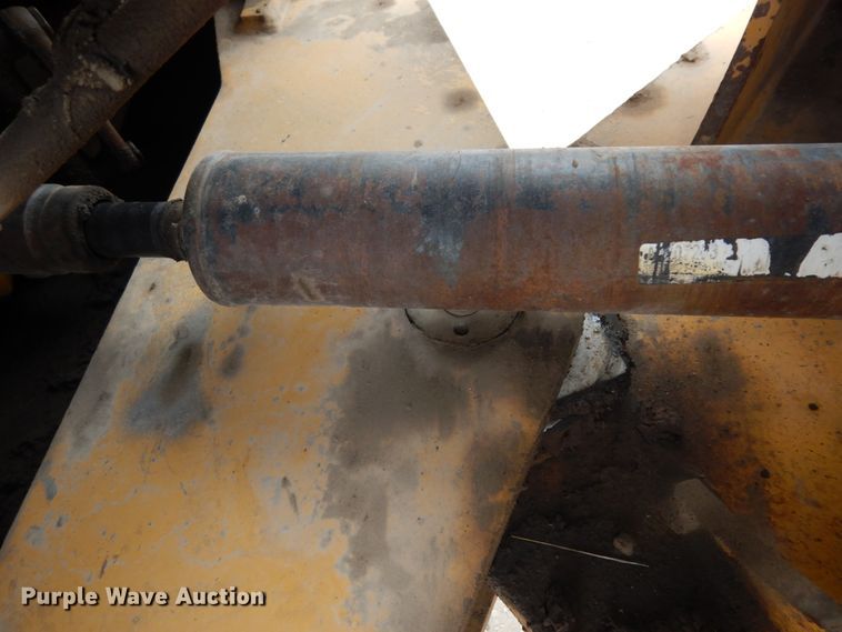 image for item DC2023 2004 John Deere 544J  wheel loader