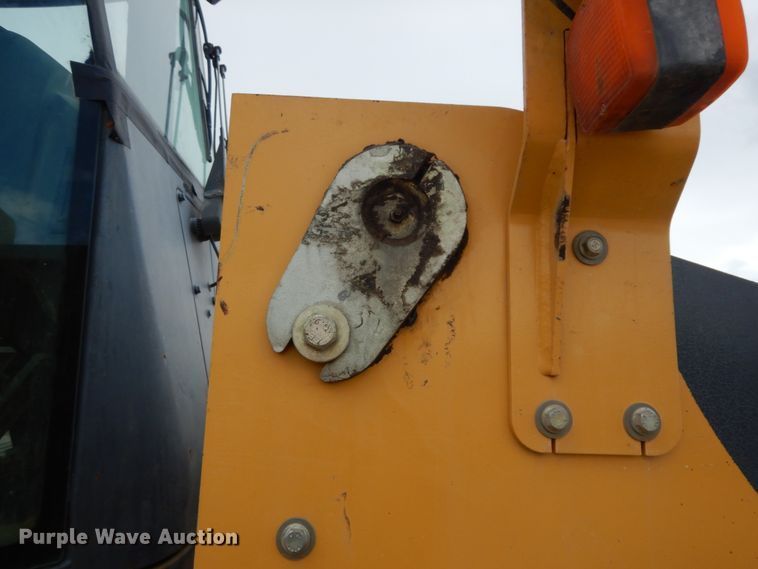 image for item DC2023 2004 John Deere 544J  wheel loader