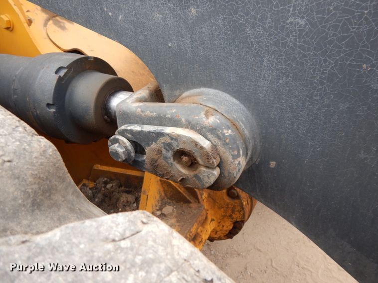 image for item DC2023 2004 John Deere 544J  wheel loader