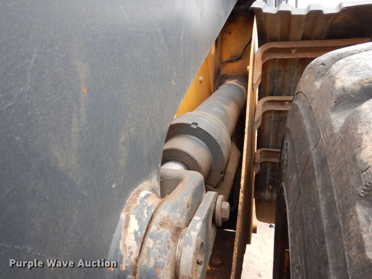 image for item DC2023 2004 John Deere 544J  wheel loader