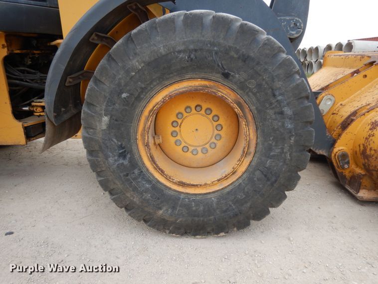 image for item DC2023 2004 John Deere 544J  wheel loader