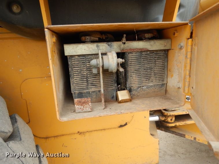 image for item DC2023 2004 John Deere 544J  wheel loader