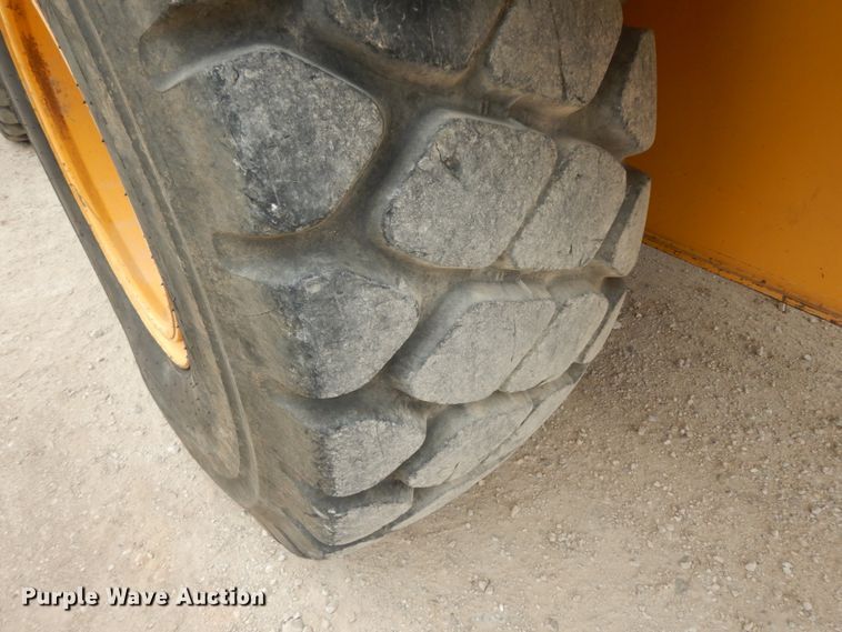 image for item DC2023 2004 John Deere 544J  wheel loader
