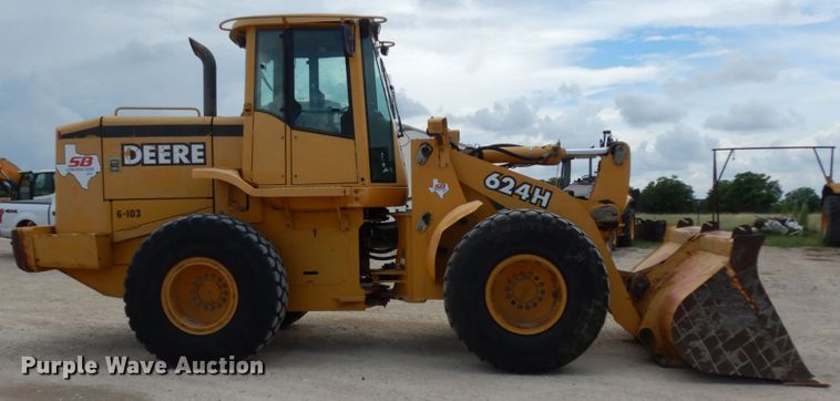 image for item DC2024 2000 John Deere 624H  wheel loader