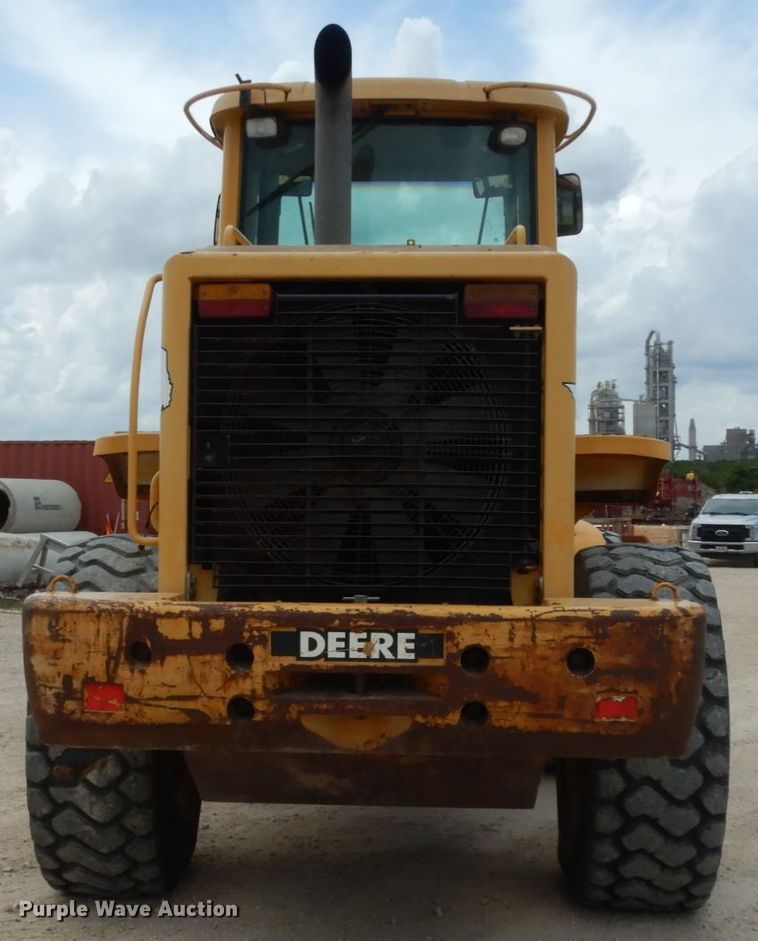 image for item DC2024 2000 John Deere 624H  wheel loader