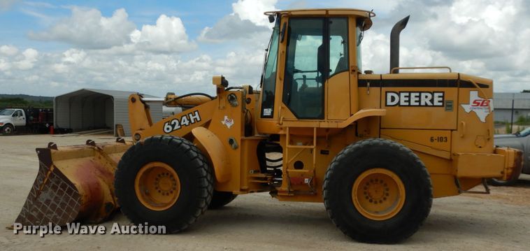 image for item DC2024 2000 John Deere 624H  wheel loader