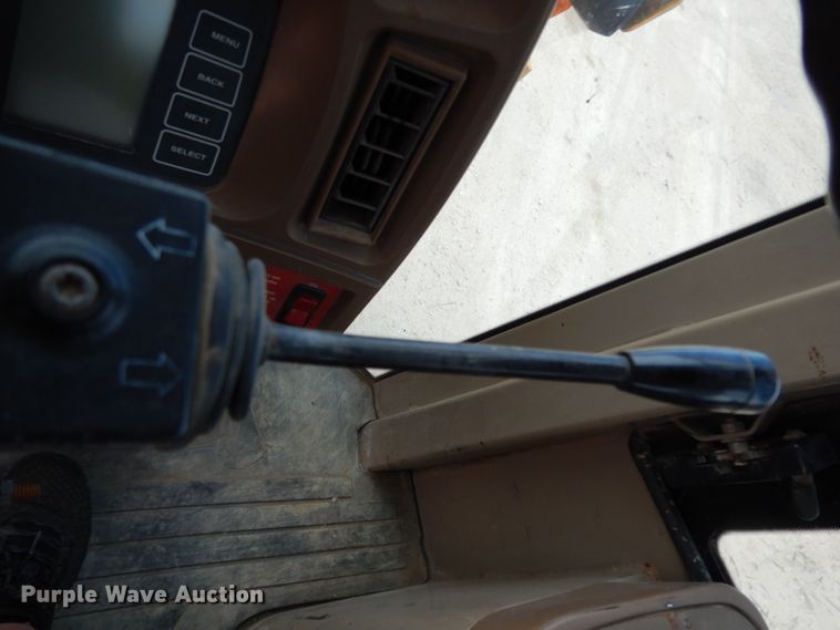 image for item DC2024 2000 John Deere 624H  wheel loader