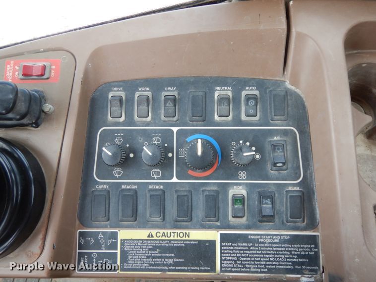 image for item DC2024 2000 John Deere 624H  wheel loader